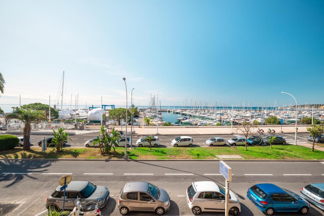 Appartement La Grande Palmeraie - Spacieux Avec Vue Mer, Terrasse, Port De Garavan *